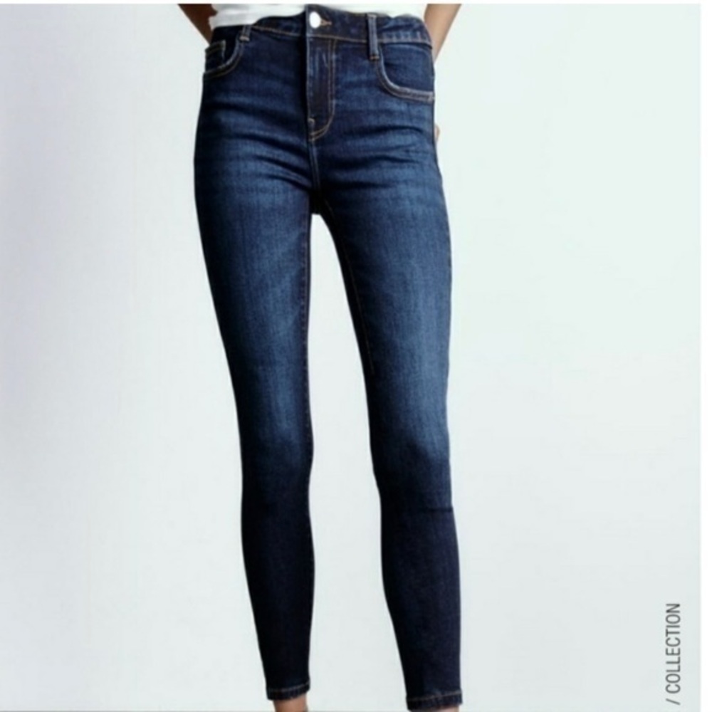 Zara Basic Dark Wash Skinny Jeans 4 26W 34L